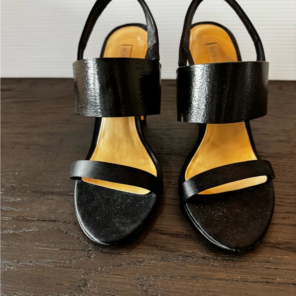 BCBGMaxAzria Black Heels Elegant Minimalist Design